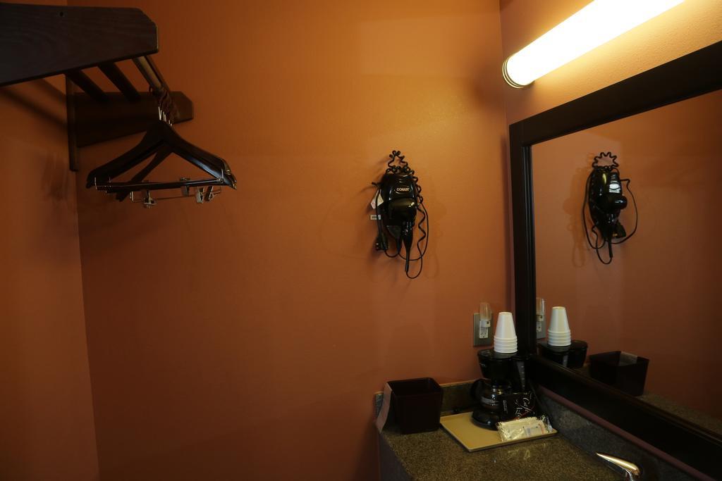 Theroff'S Motel Washington Esterno foto