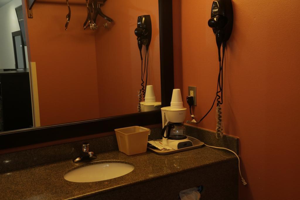 Theroff'S Motel Washington Esterno foto