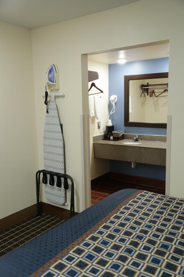 Theroff'S Motel Washington Esterno foto